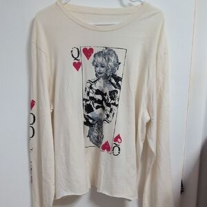 Dolly Queen of Hearts Graphic Long Sleeve Shirt, XL